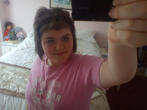 3I3MyBro33 Dino&&Pete followed3. 28/5/12 XX ily olly murs!! XX