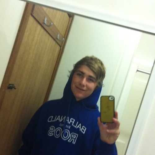 cam_barrett7's profile picture. 