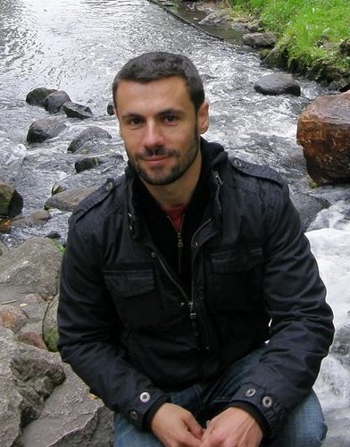 fcaparros1's profile picture. 