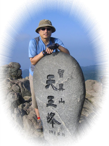 busbook's profile picture. 언제나 파도처럼 움직이는 삶을 살자