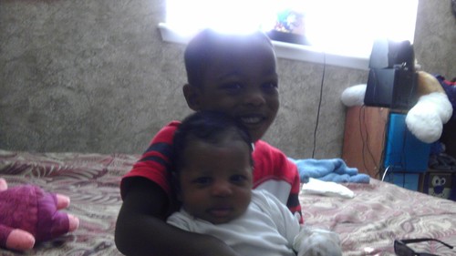 Im the mother of 2... #SWEET #UPFRONT...HATE ALL DRAMA N TAKE NO MESS....HIT THE FOLLOW BUTTON AND LEARN MORE