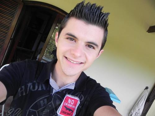 Detesto Falar de mim.