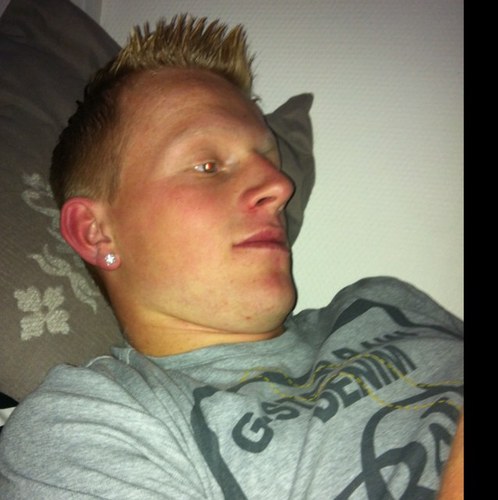 RoRoberto1202's profile picture. afterparty, party'en