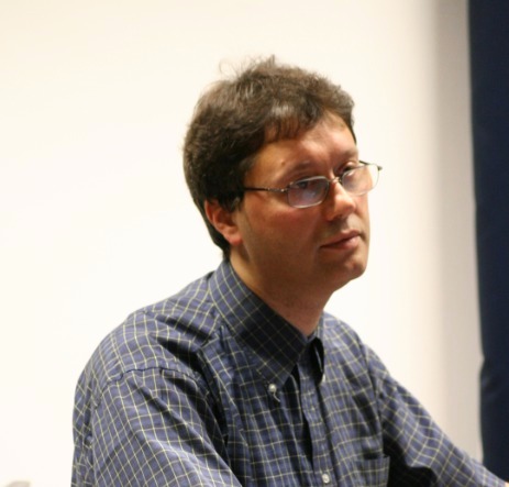 Professor and Head of School at @QMULMaths. Researcher in Theoretical Particle Physics and Mathematical Modelling, loving Supercomputers. Opinions are mine.