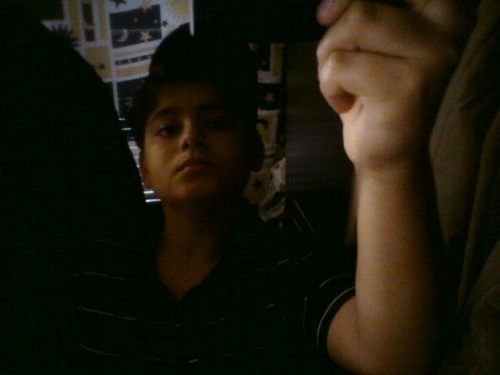 Alto , Bonito , Sensual .. bom , nao é o meu caso mas sou gente boa :) SUAHSUHAUSHASH'
