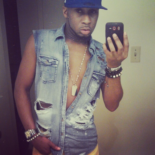 l0ve vS hAte...sTYle trumpts eVerything, aNd ii weAr iit wEll....