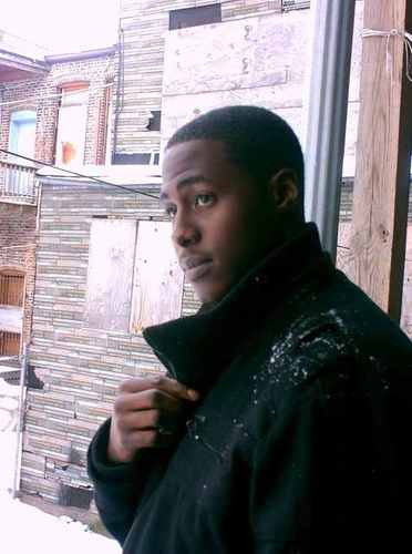 Im a soldier for the US ARMY and a PEO for serco im a loving father and fiance but i still get it crackin