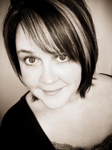 portrait & wedding photographer in Oakland County Michigan