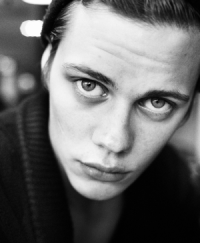 unofficial site dedicated to everything about Swedish Shooting Star actor Bill Skarsgård // news, photos, interviews etc. // http://t.co/Whb76QSz9i