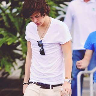 HarryStylesCCR's profile picture. Styles here..