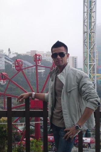 adywira7's profile picture. salam kenal..