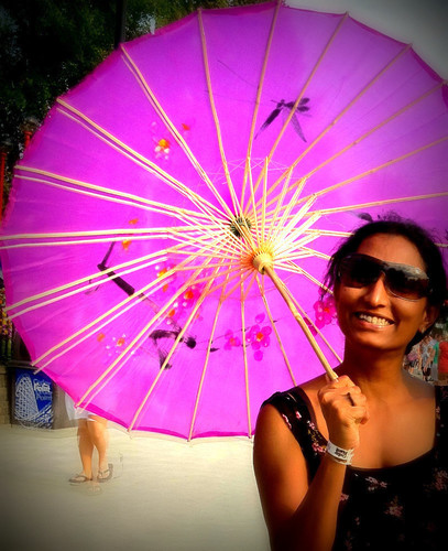 tamilnila's profile picture. :-|