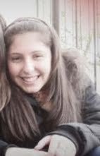 Gaucha, Colorada, Ariana,15, Pagode, Rock, Vermelho, Melancia, Tom e Jerry, ama muito os amigos que tem e me siga se for capaz de me aguentar!