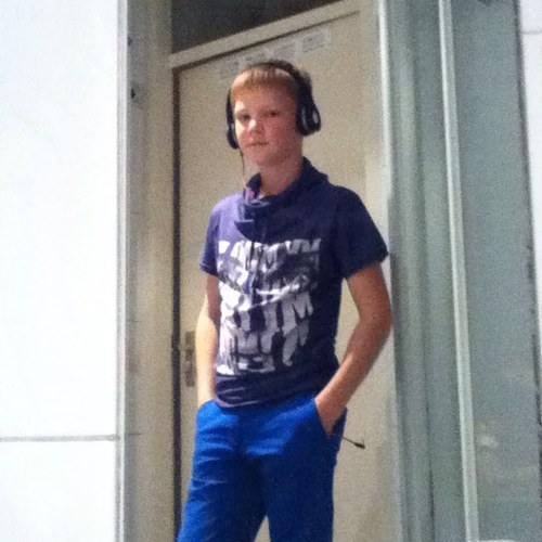 GijsGruijters's profile picture. 13 jaar broer van @jaapgruijters en heb nog drie broers.