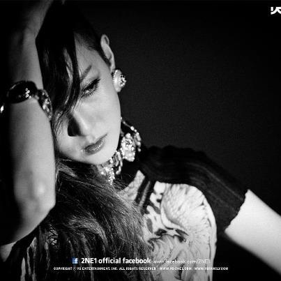 Twitter utilizado para postar traduções das letras do mundo kpop. #Mod1, #Mod2, #Mod3.