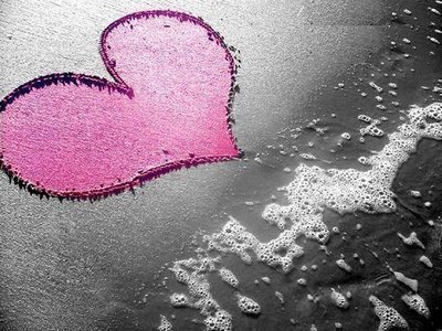 As mais lindas frases de amor não são aquelas cheias de palavras bonitas, mas aquela simples e sincera