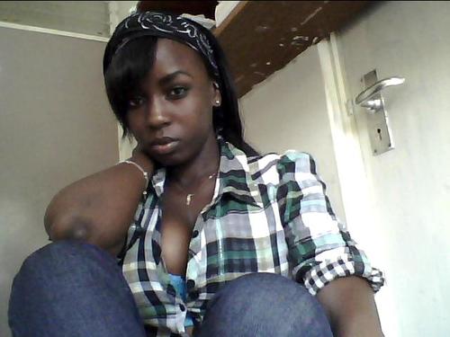 Am a student,studying Physics but madly in love with Fashion...weird,huh?I know...
Lights ...... Camera ..... Fashion!!!!