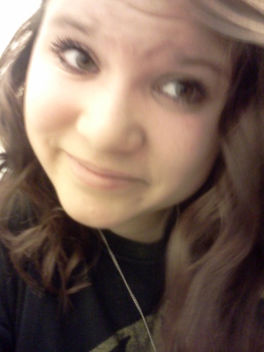 Adriannaklove's profile picture. Follow me i follow back(:3