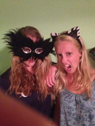 Official twitter of Meredith & Amanda