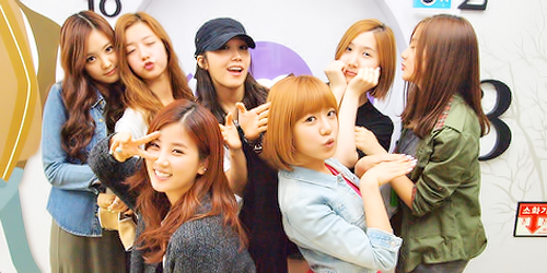 thekeu's profile picture. Mostly random kpop thoughts and posts 

General multi fan - mostly girl groups - Ults are Dreamcatcher and IU

Here since 2nd Gen - Past at @FCCSUBS @MountTohi