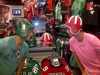 D_Larson12's profile picture. Trying to make everyone happy since 1994! :)