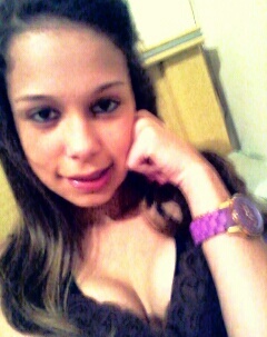 14 Aninhos, Geminiana '-' , Muito alegre e simpatiica *-* Siiim eu amo o @McRODOLFINHO , *--* Mii chama de Cola-Cola q eu te mostro o Lado Bom da Vida. --'