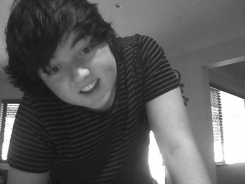 Hello ! Im Zak (;  Im 16 ! Born and raised in Australia ! ill follow you back :D if you have tumblr follow me !