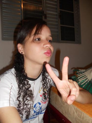 “Você nunca encontrará a pessoa certa, se não souber deixar a pessoa errada ir embora…”
  ♪♫