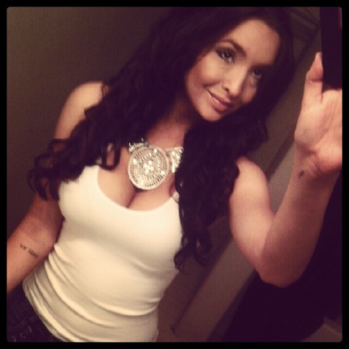 NikiKnoxX's profile picture. #WSU #Student w/ 2 majors #Bartender #Model Taking life one day at a time && makin the best out of it && i will achieve something BIG. #MakingMoves #GoCougs!