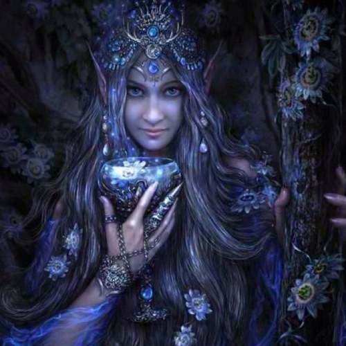 _witches_circle's profile picture. Witch, Mumma, Healer, Teacher.