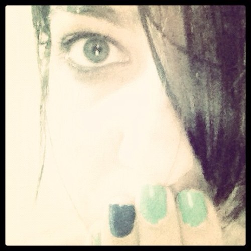 advaprz's profile picture. נשים אמתיות יש להן ראש של גברים