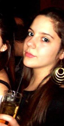 La noche es larga, la vida es corta.