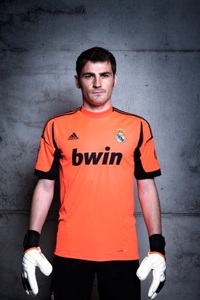 Iker_Casilas_1's profile picture. 