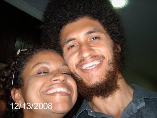 Eu sou serva ,sou filha e amiga de Deus. tenho 30 anos e trabalho no grupo telefonica .Tudo o que tenho foi Deus que me deu sou evangélica e isso é tudo!!!