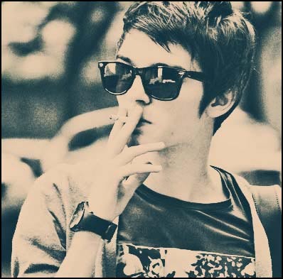 hxwer's profile picture. Software & firmware engineer, web designer, partly asian.