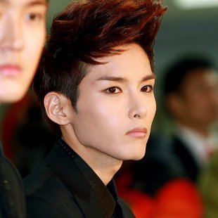 ผมคิมเรียววุค~ แห่งsuper junior ผมน่ะน่ารักน่ะแล้วก็ขี้อายด้วย!! ผมสูงมากฟอลมาสิแล้วคุณจะเมื่ยยคอ [bot not real] #FamBBth