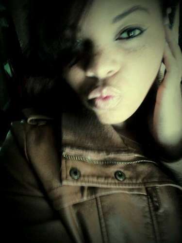 No need fa a bio im jus me...Gay and lovin it Follow Me ill Follow back #TeamLezbo #TeamBoutMine #TeamFuckHaters
