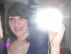 CharAmey's profile picture. Live Laugh Love :D YOLO :L