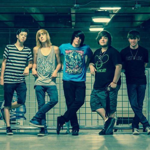 Please check out our music on facebook! http://t.co/hHiA8hbDUD We love you guys!!