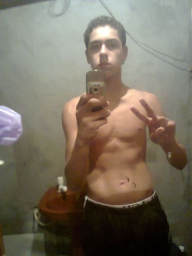 todos me criticam mas todos  me amam