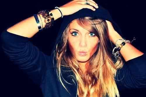 I like to party always up for a laugh so follow me to find out more and I'll follow back.
