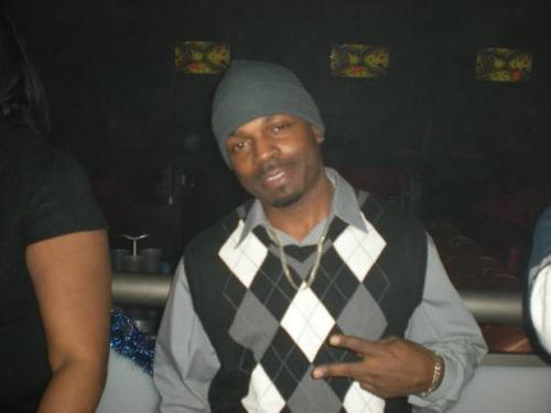 I've been in Online business just a few months after a long aspiring career in the music Business as an artist. Look at me now. Follow me if you bout that cash!
