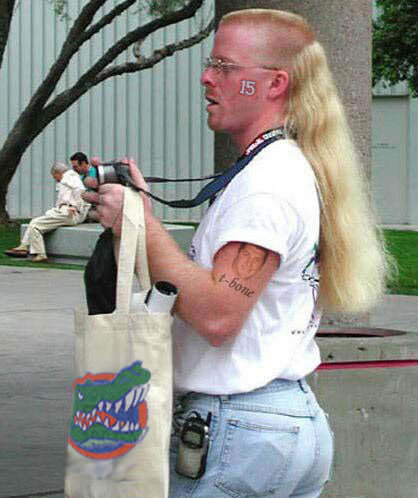 Former track star, retired from wallmart in 1983 to persue the American dream..Beer drinking and Hell Raisin #trailertruth #teamfollowback