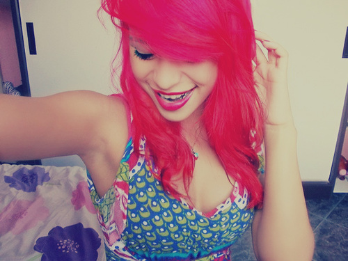 A musa do cabelo rosa '-'