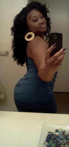 4 11 thickums; always smiling to keep fm crying; love me or hate me; dg2fucks cause in the end im winning ;mind and money motivated;keep it 100...fwm
