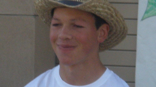 solbice's profile picture. My name is Sol-rhymes with 'roll'-I am a 'special needs' kid-so my mom/dad type these messages. I am the happiest kid on the planet. I love NBA and KennyChesney