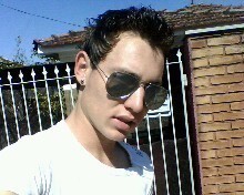 Sou akele Qe nao Muda pra Conqista Alguem  & Sim Tenho minhas Proprias Manias e Costumes ... Me Aceitem Do jeito Que eu Sou :D