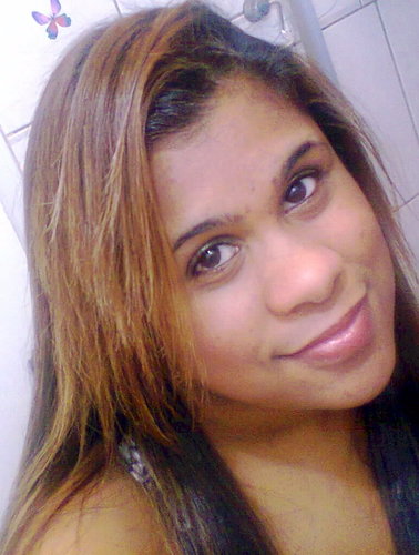 Eu, Ri, bebi, cresci, evolui, me iludi, me fudi, mas não morri. Eu beijei, sonhei, errei, me decepcionei, apaixonei, mudei, enfim eu vivi !