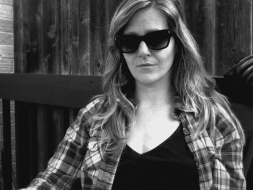 JulesNiceroad's profile picture. Art and dark humour. One day i will marry Macgiver