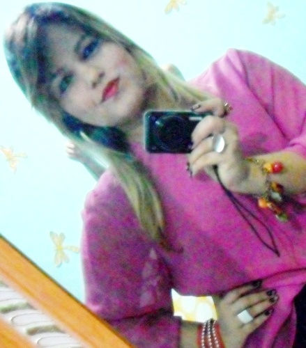 Naatalia_Silva's profile picture. Ser feliz sem motivo é a mais autêntica forma de felicidade. ;DD